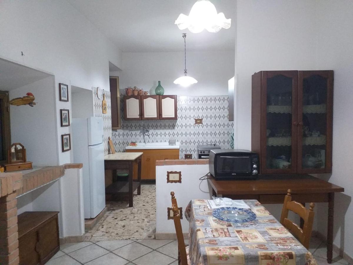 La Casa Di Lina Appartement Sezze Buitenkant foto