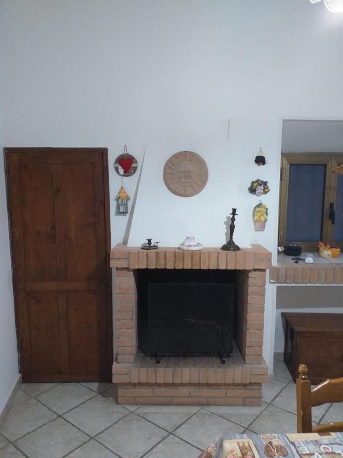 La Casa Di Lina Appartement Sezze Buitenkant foto
