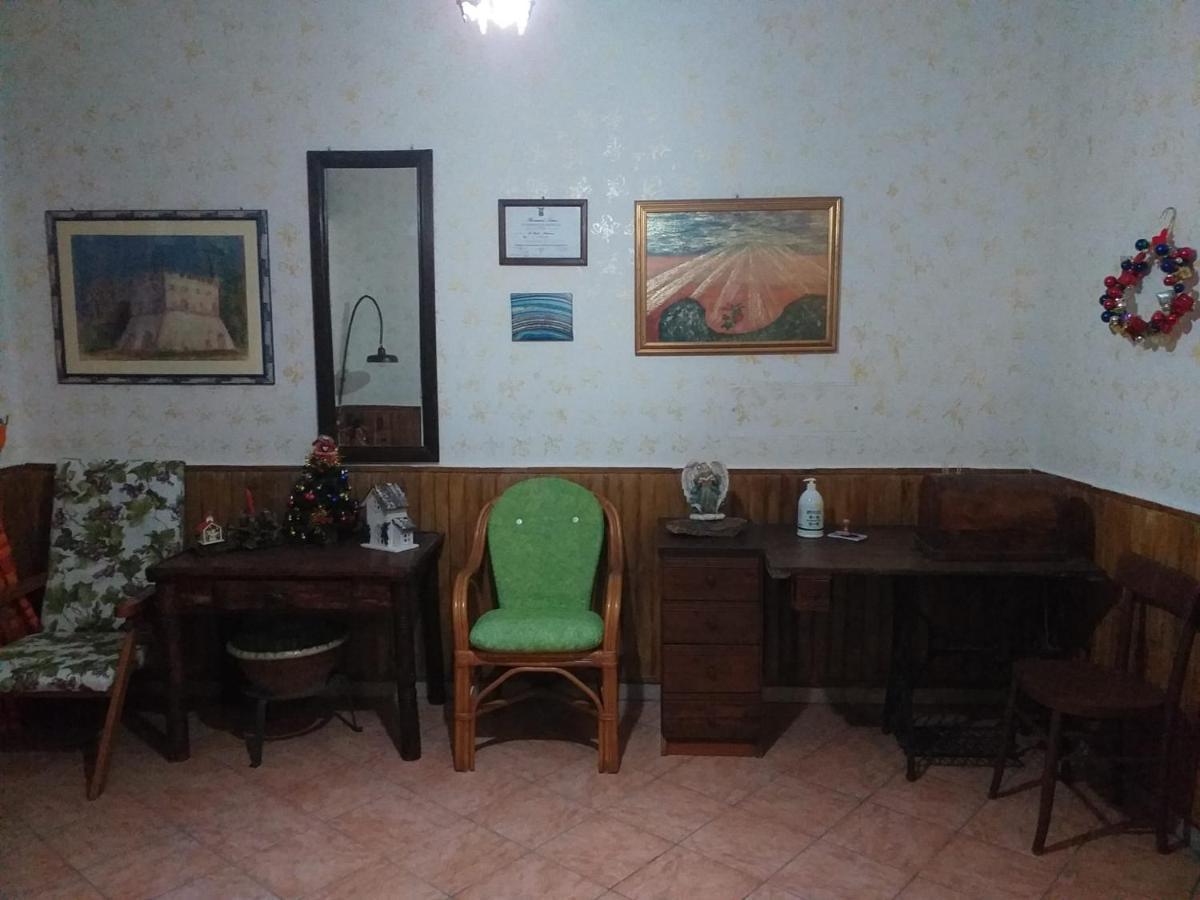 La Casa Di Lina Appartement Sezze Buitenkant foto