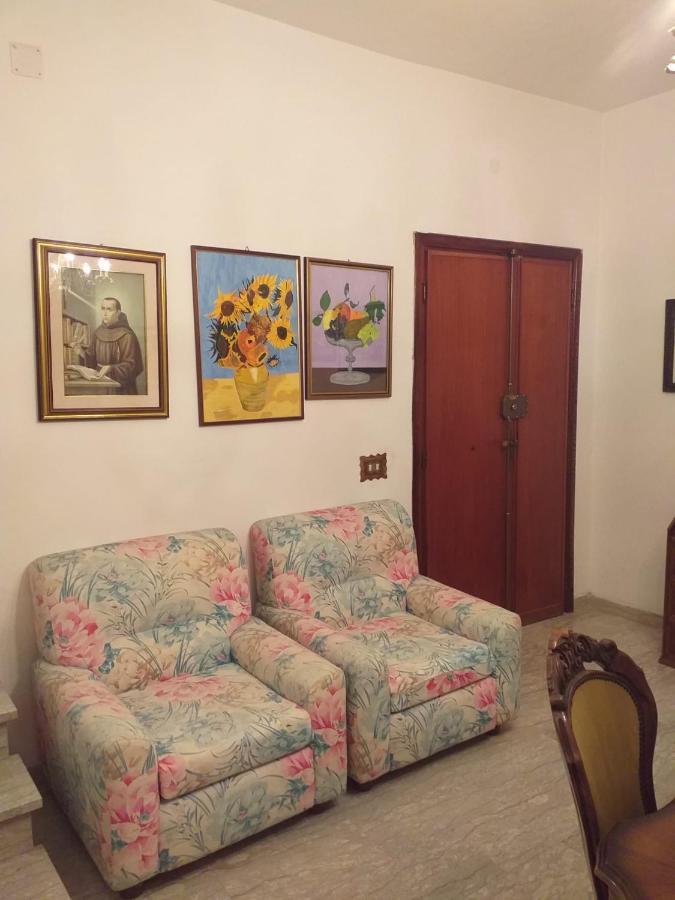 La Casa Di Lina Appartement Sezze Buitenkant foto